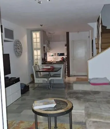 Radovy Dum U More, Fuengirola, 20 Minut Od Letiste Holiday home *
